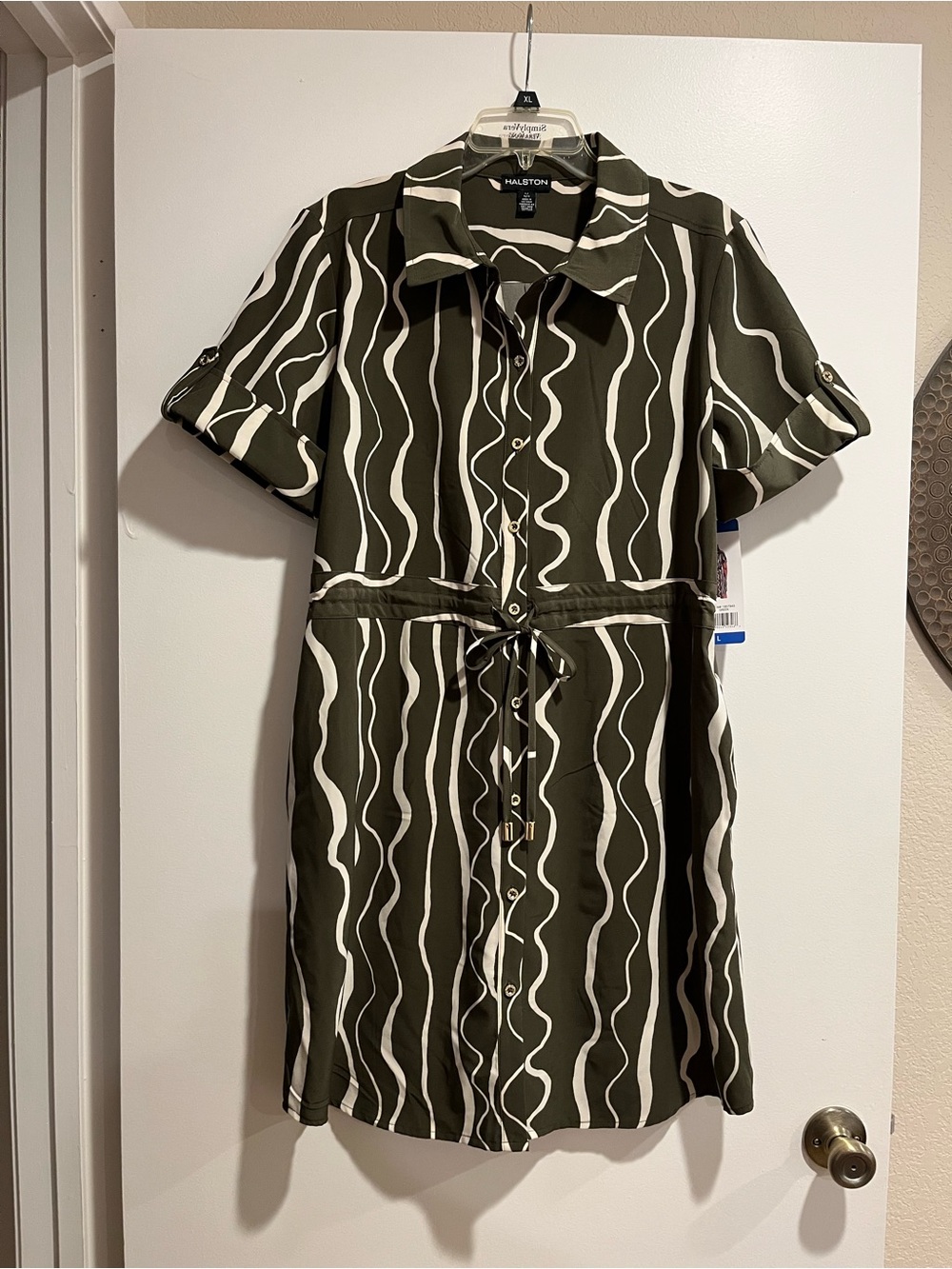 Halston Green & Cream Wavy Stripe Shirt Dress Size Large NWT